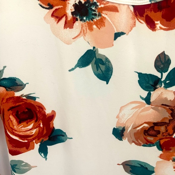 Pinc Stretch Dress - Picture 2 of 7